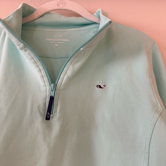 Vineyard Vines Women’s Quarter Zip - Picture 4 of 4